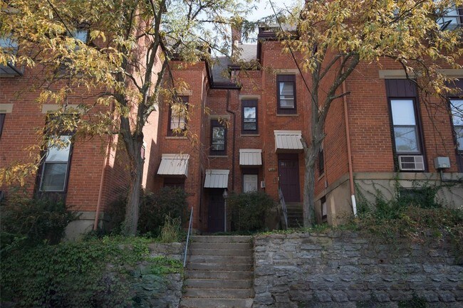 Building Photo - 2148-2154 St. James Ave - 2150-3