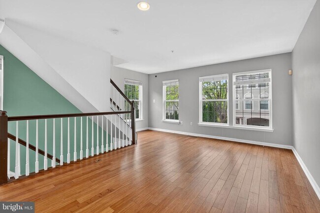 Building Photo - 13810 Fareham Ln