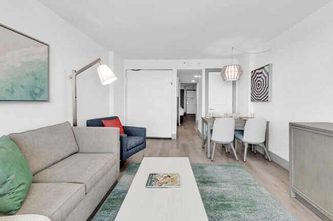 Building Photo - 2401 S Ocean Blvd