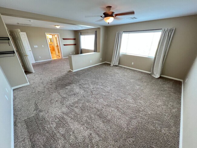 Building Photo - **COMING SOON** UPGRADED 5BD/3.5BA SUMMERLIN HOME W/ POOL!
