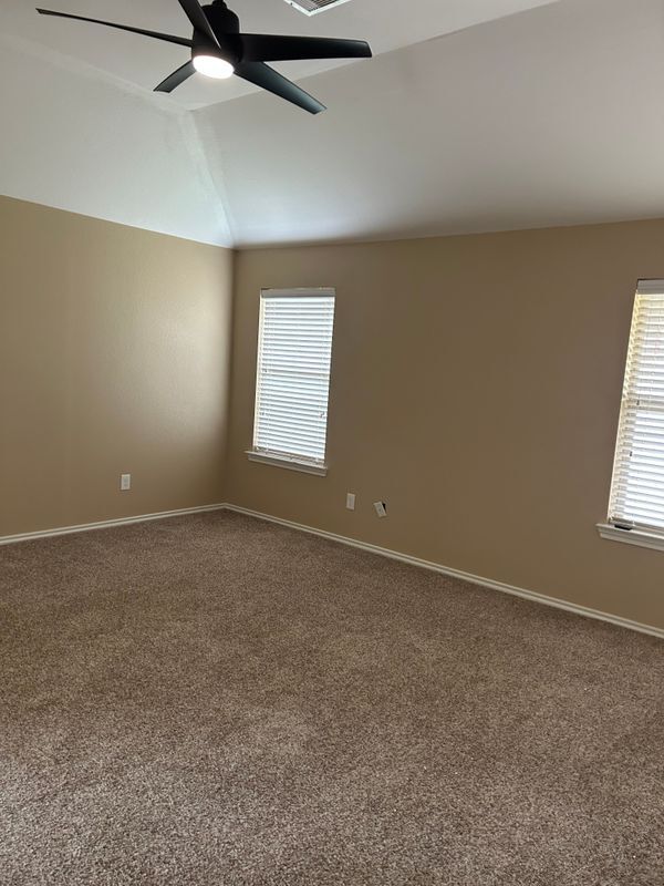 Building Photo - 25111 Country Gate Dr