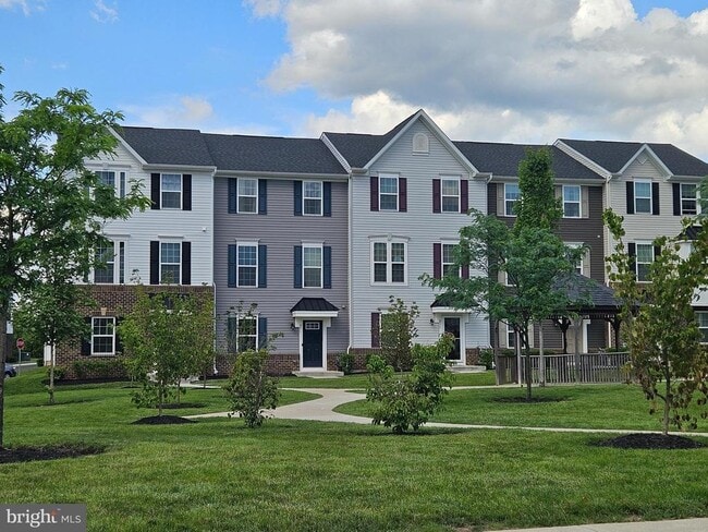Primary Photo - 251 Compass Dr