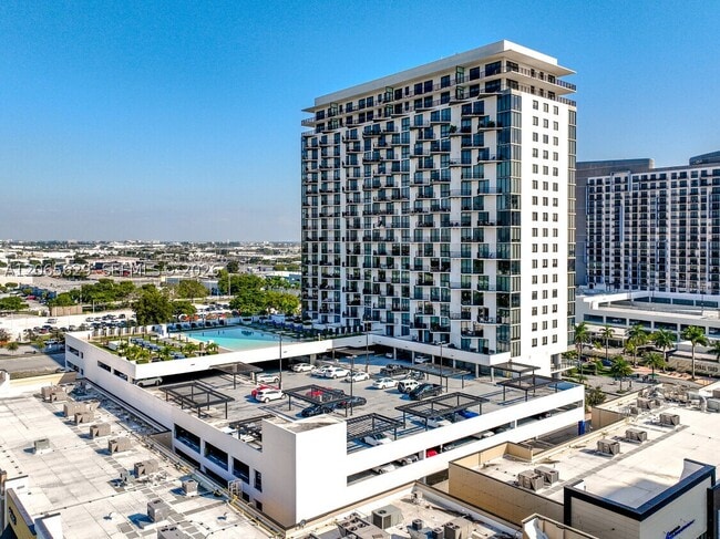 Building Photo - 5300 NW 85th Ave