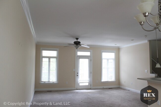 Building Photo - 112 Landing Dr