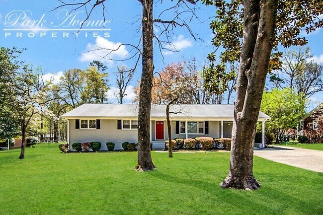 Primary Photo - 232 Sandlewood Dr