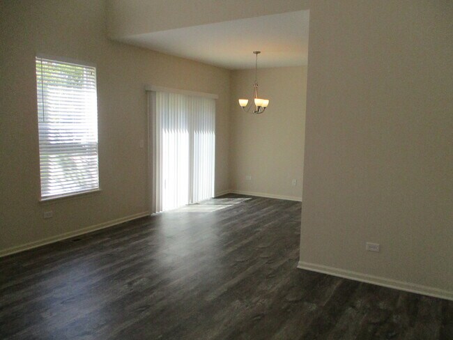 Building Photo - 356 Littleton Trail