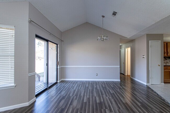 Building Photo - 1525 Northwick Ct