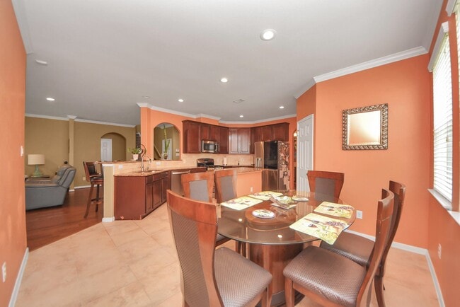 Building Photo - 12912 Southern Manor Dr