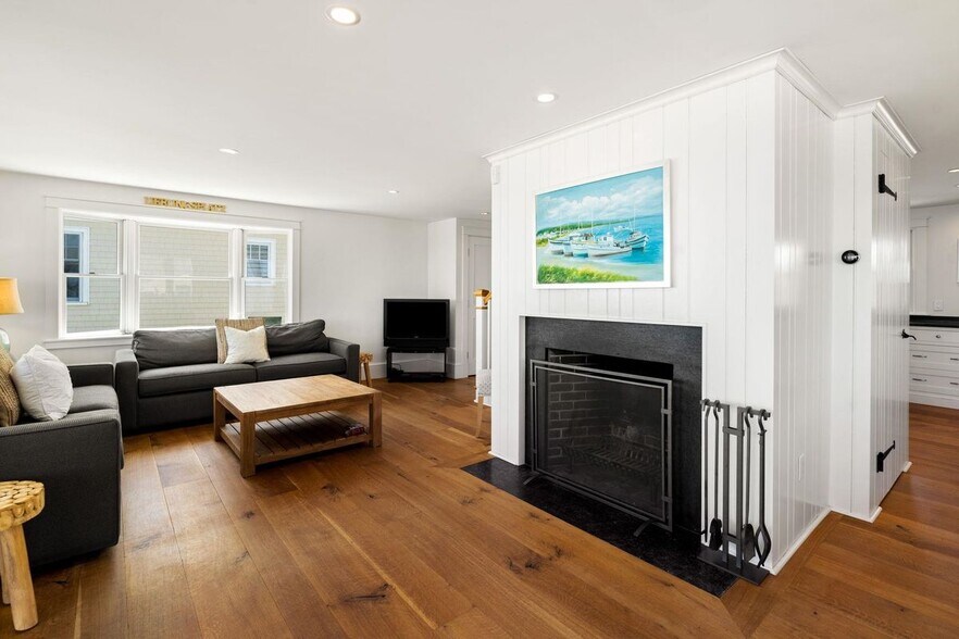 Building Photo - 1282 Ocean