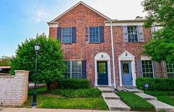 Building Photo - 2930 Grants Lake Blvd