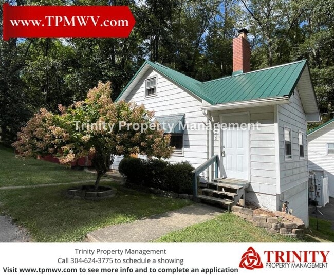 Primary Photo - 132 Winding Way