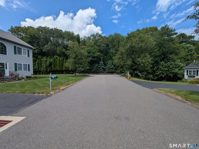 Building Photo - 61 Basking Brook Rd