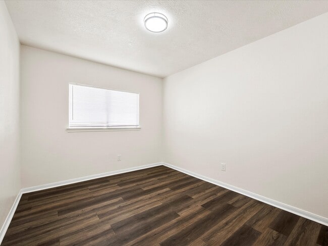 Building Photo - 10506 Twilight Moon Dr