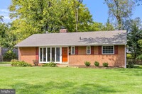 Building Photo - 7406 Blackford St