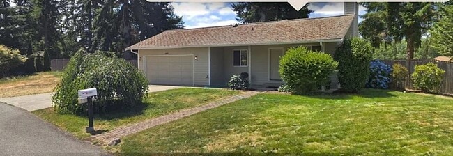 Primary Photo - Well Maintained PO 3 Bedroom, HUGE FENCED ...