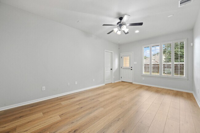 Building Photo - 18554 Jasmine Garden Pl