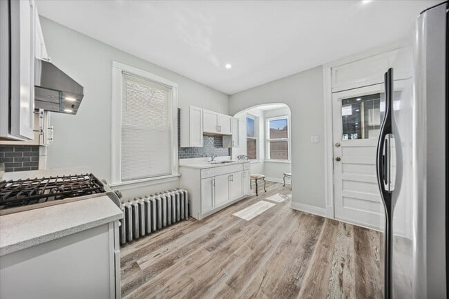 Building Photo - 5049 W 29th Pl