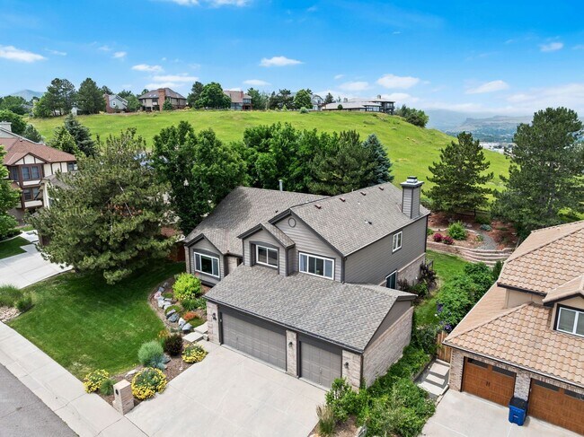 Building Photo - September 2026 - June 2027 Stunning Fully Furnished Rental in Golden, Colorado