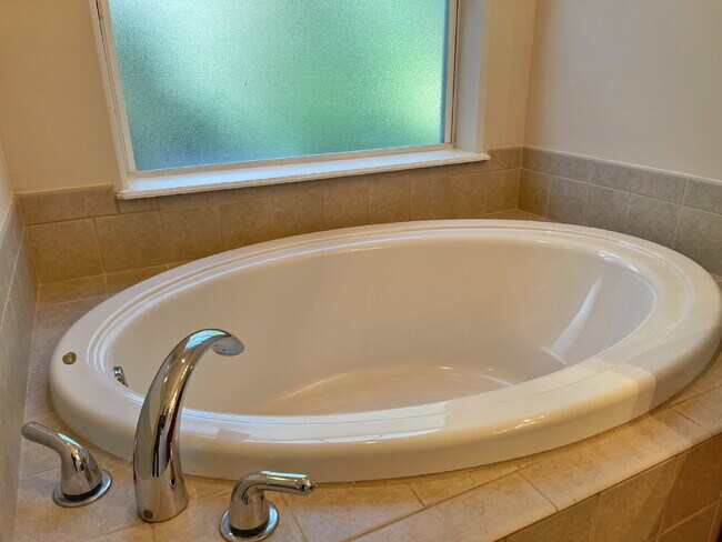 Building Photo - 3BR|3BA Palencia Patio Home