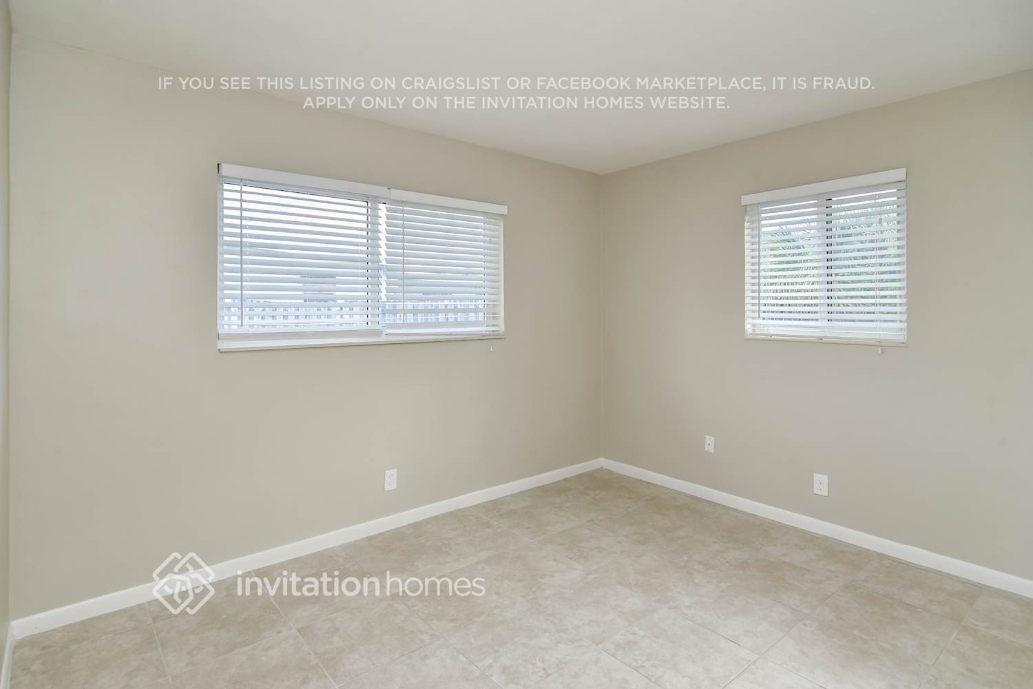 Building Photo - 216 Poe Dr