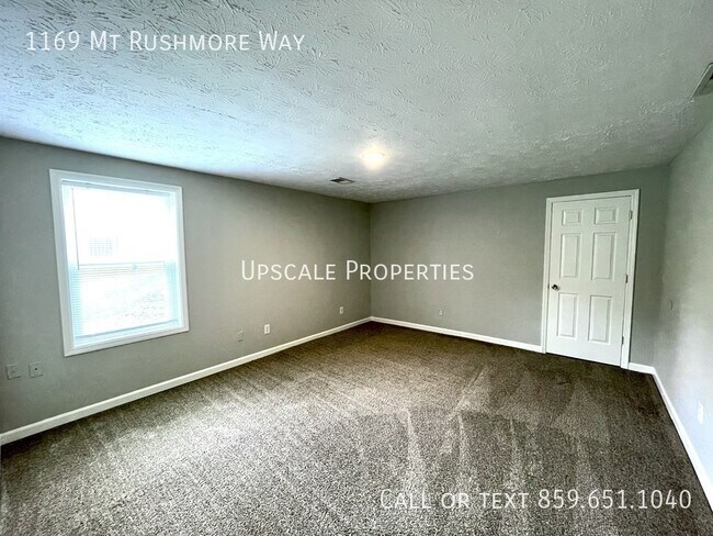 Building Photo - 1169 Mt Rushmore Way