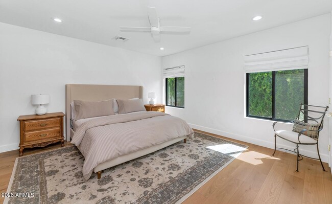 Building Photo - 103 W Palmcroft Dr