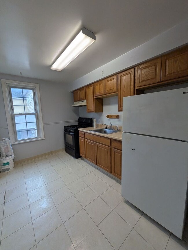 Building Photo - 725 Chartiers St