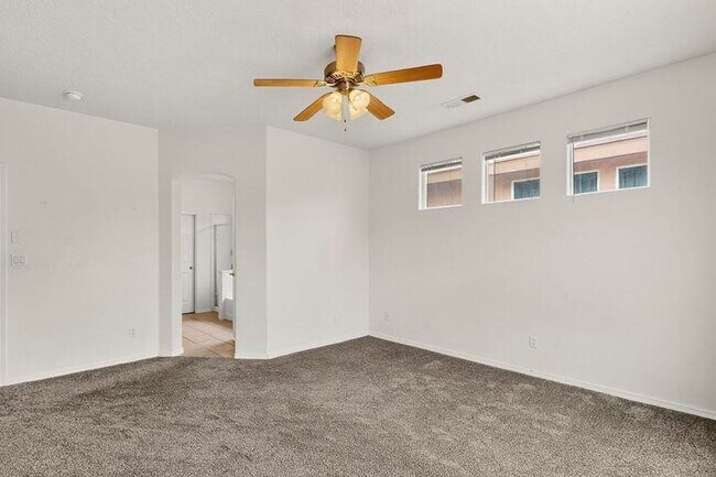 Building Photo - 9155 Ventana Azul Ave NW