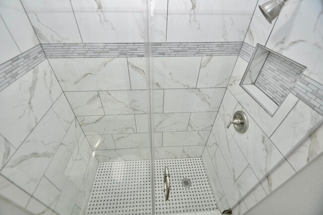 Building Photo - 734 Hambrick Ct