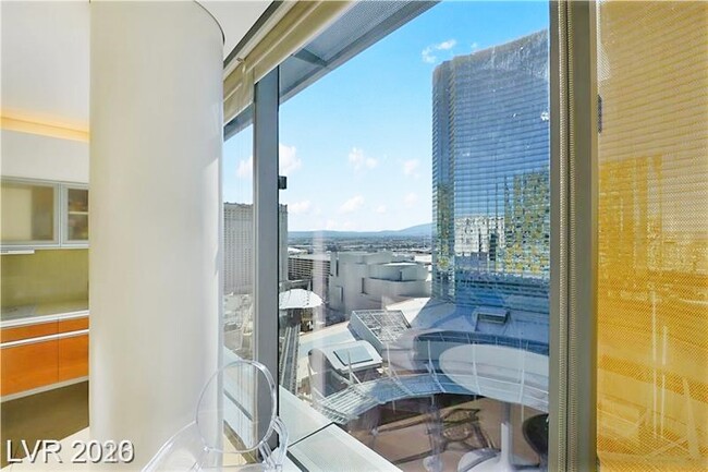 Building Photo - 3726 S Las Vegas Blvd