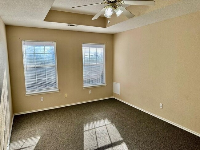 Building Photo - 516 Wildwood St