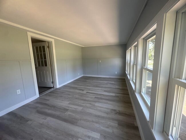 Building Photo - 56 Westville Rd