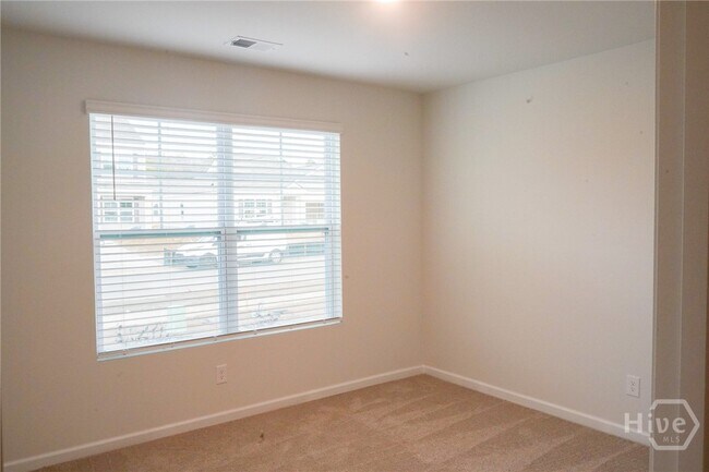 Building Photo - 423 Coconut Dr