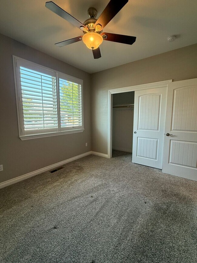 Building Photo - 1317 Cedar Creek Cir