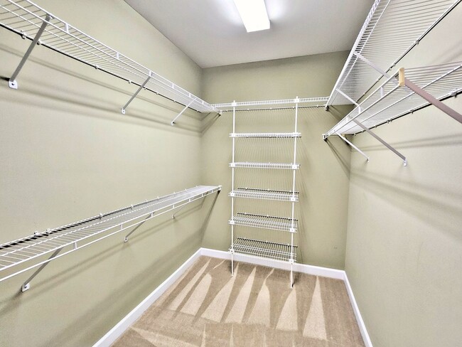 Building Photo - HOUSE FOR RENT - DECATUR
