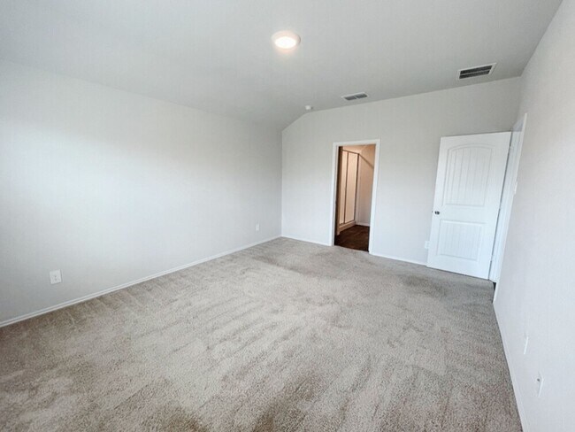 Building Photo - 912 Cinnamon Teal