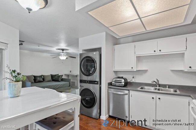 Building Photo - 1 br, 1 bath Condo - 4721 Nicol Common, Li...