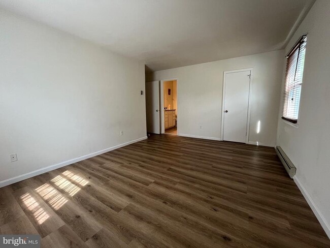 Building Photo - 12701 Pinecrest Rd