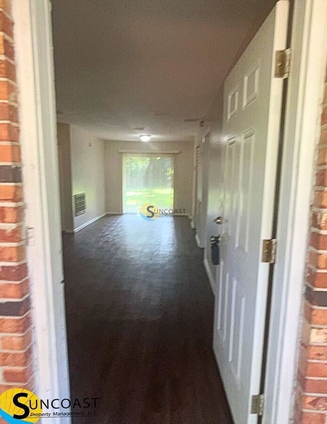 Building Photo - 5665 Enchanted Dr