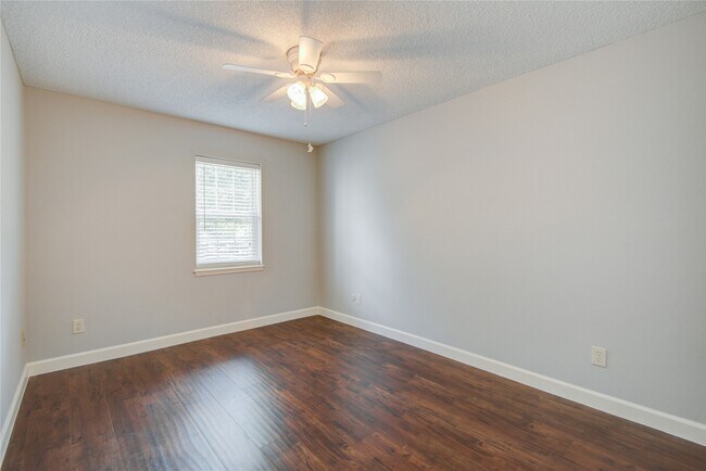 Building Photo - 14529 Misty Meadow Ln