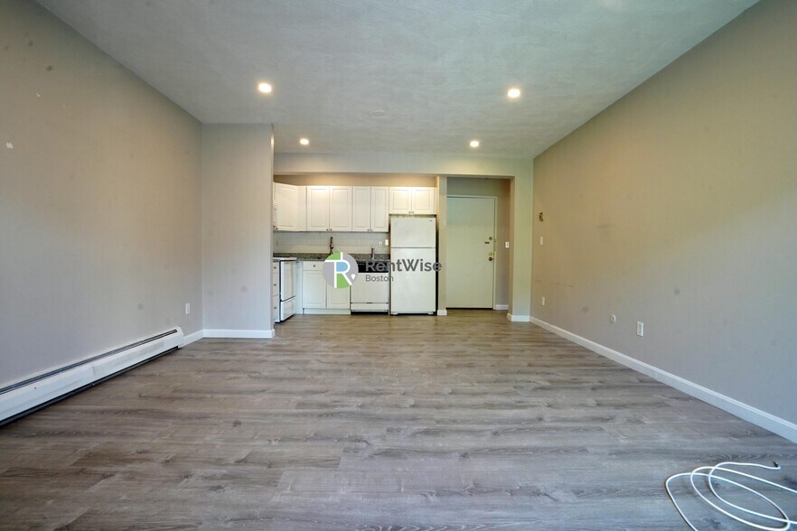 Building Photo - 116 Tremont St