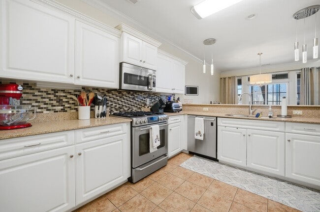 Building Photo - 1005 Bay Breeze Dr