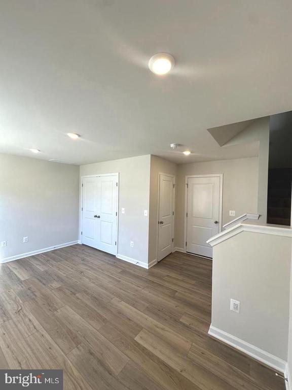 Building Photo - 324 Watercourse Dr