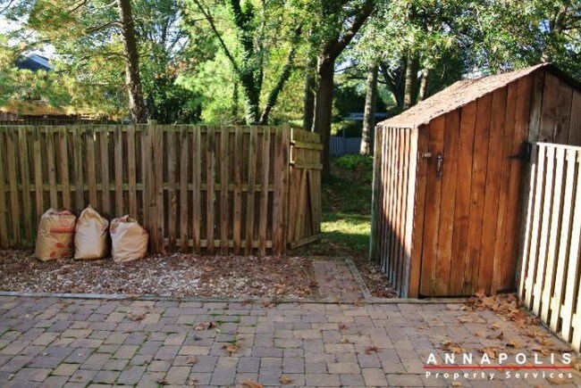 Building Photo - 12 rockwell court