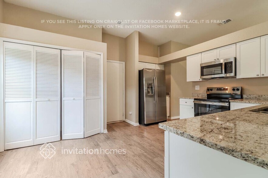 Building Photo - 5515 Redhawk Dr