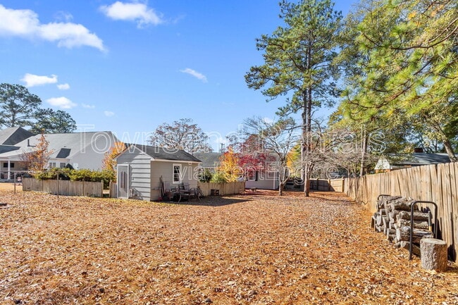 Building Photo - 315 Fairfield Rd