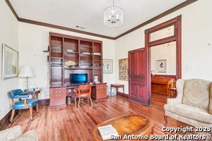 Building Photo - 109 Paso Hondo St