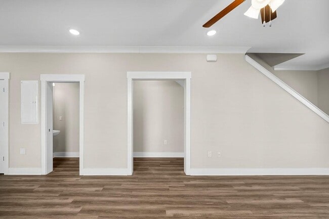 Building Photo - 356 N Sand Palm Rd