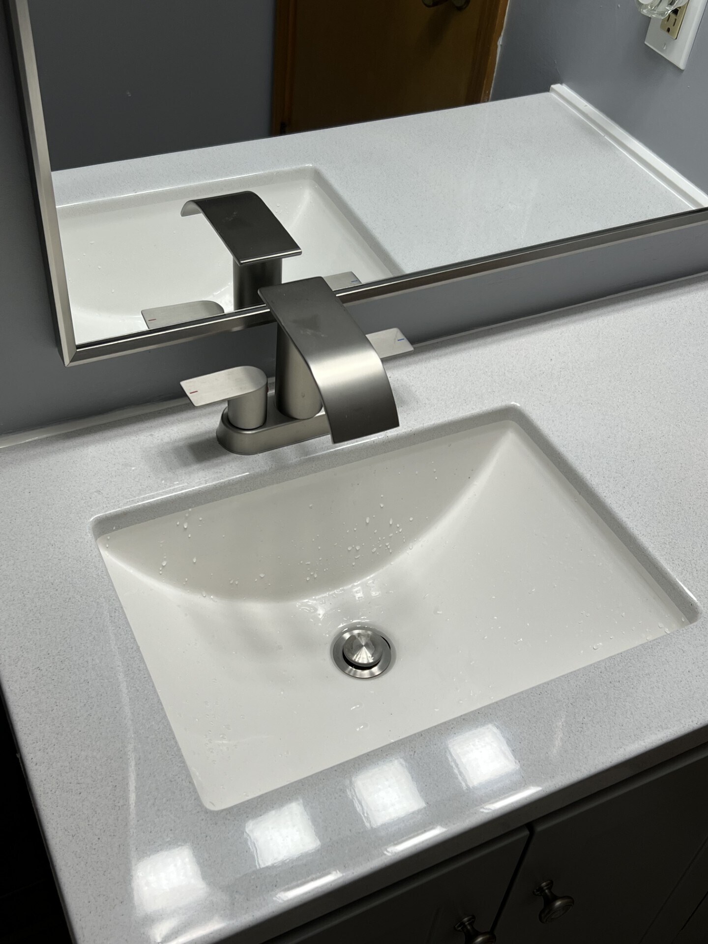 Building Photo - 2716 Alder Creek Dr S