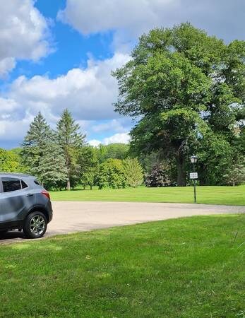 Building Photo - 117 York Rd